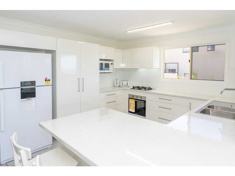 7 Woodrow Drive, Agnes Water QLD 4677