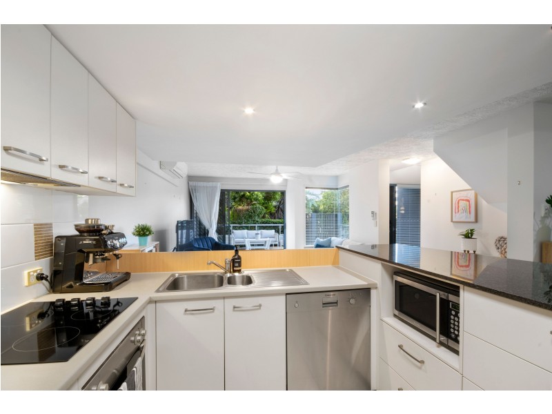 34/10 Grand Parade, Parrearra QLD 4575