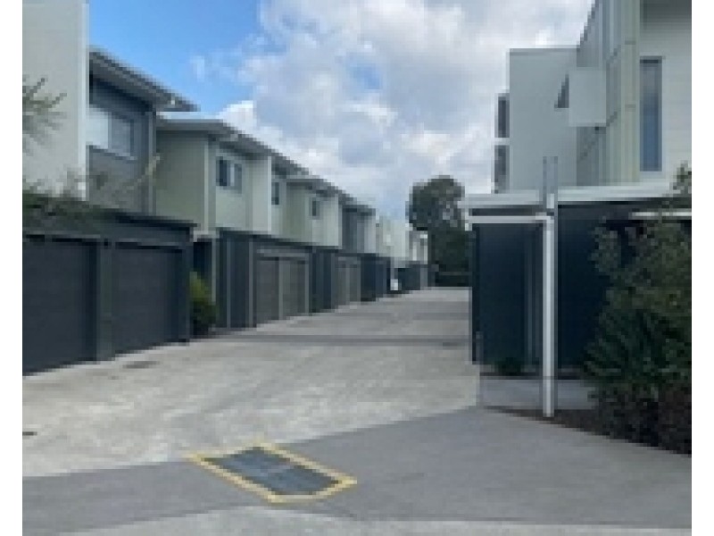 6/2 Allora Drive, Maroochydore QLD 4558