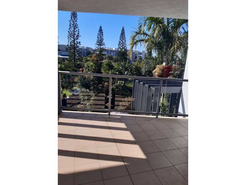 43/10 Grand Parade, Kawana Island QLD 4575