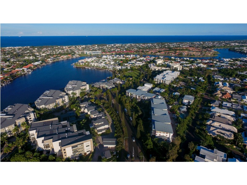 43/10 Grand Parade, Kawana Island QLD 4575