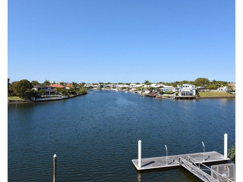 32/51 Grand Parade, Kawana Island QLD 4575