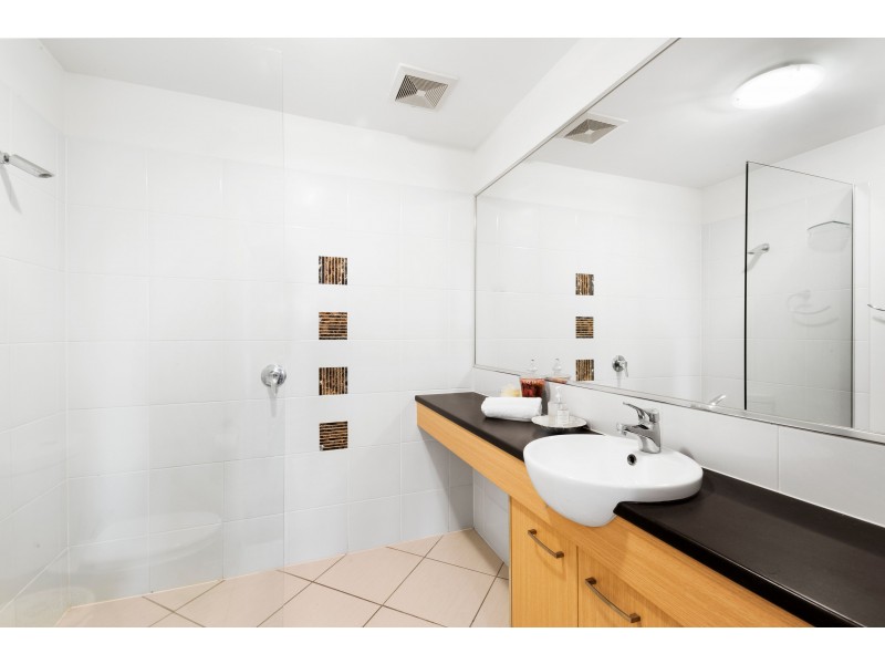 62/10 Grand Parade, Kawana Island QLD 4575