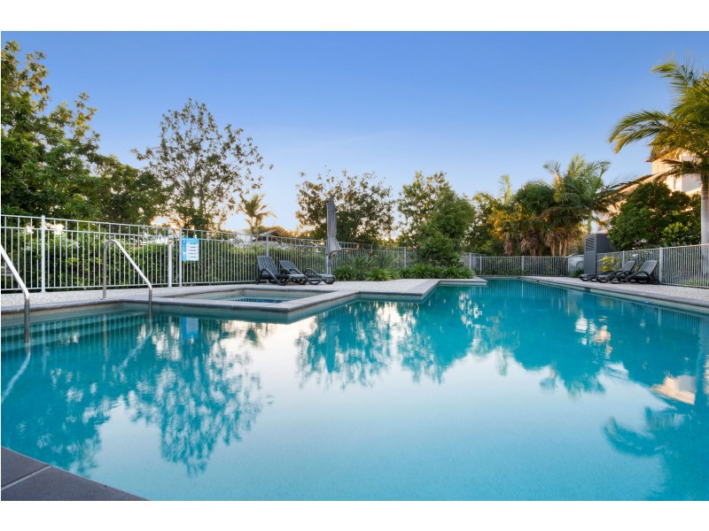 62/10 Grand Parade, Kawana Island QLD 4575