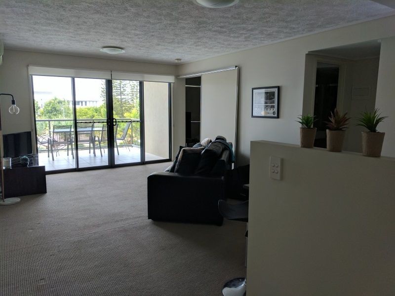 25/4 Grand Parade, Kawana Island QLD 4575