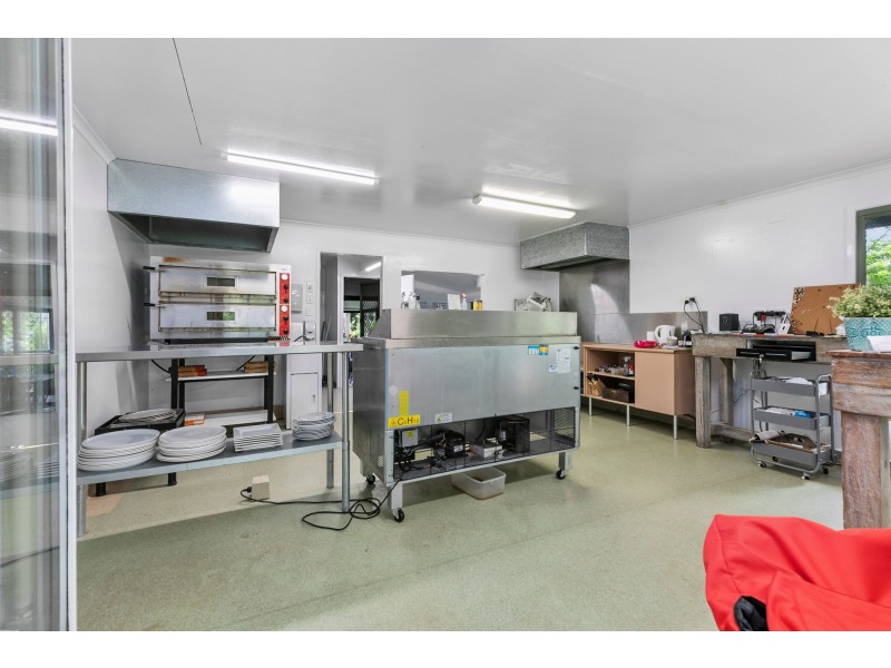 1 Kingsgate Drive, Tinbeerwah QLD 4563