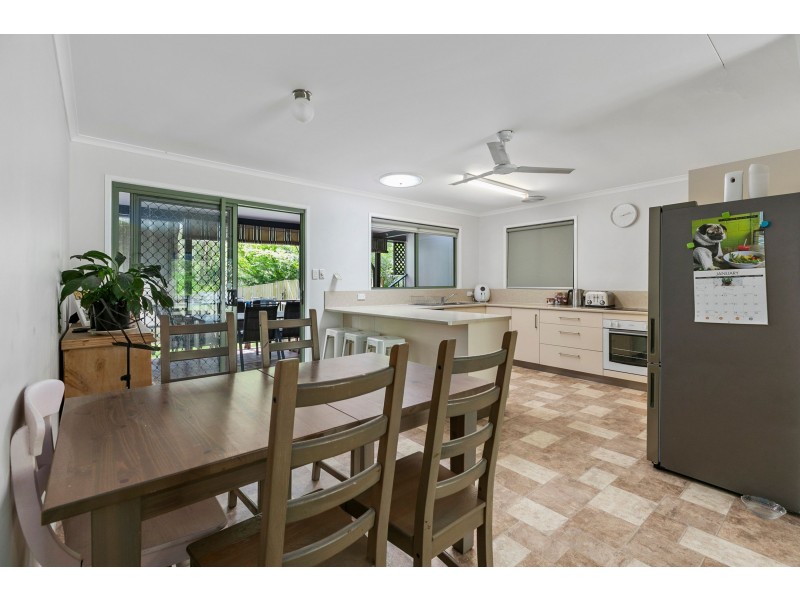 1 Kingsgate Drive, Tinbeerwah QLD 4563