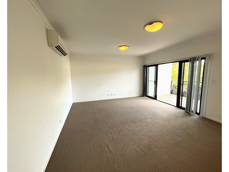 32/1 Figbird Crescent, Buderim QLD 4556