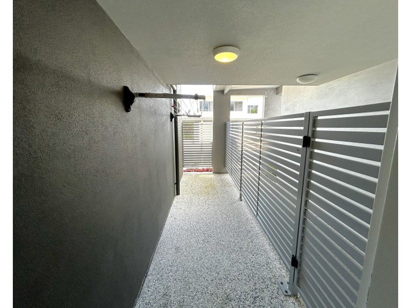 10/1 Hibbertia Street, Mountain Creek QLD 4557