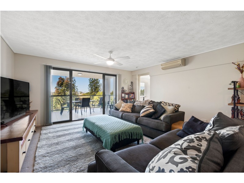 37/4 Grand Parade, Kawana Island QLD 4575