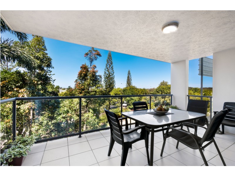 37/4 Grand Parade, Kawana Island QLD 4575