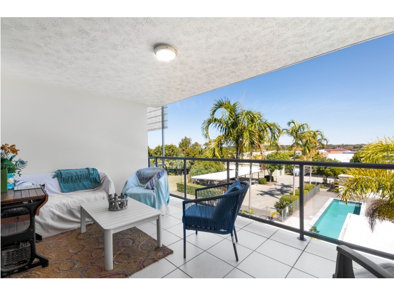 37/4 Grand Parade, Kawana Island QLD 4575