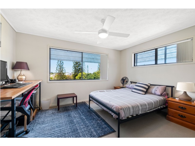 37/4 Grand Parade, Kawana Island QLD 4575