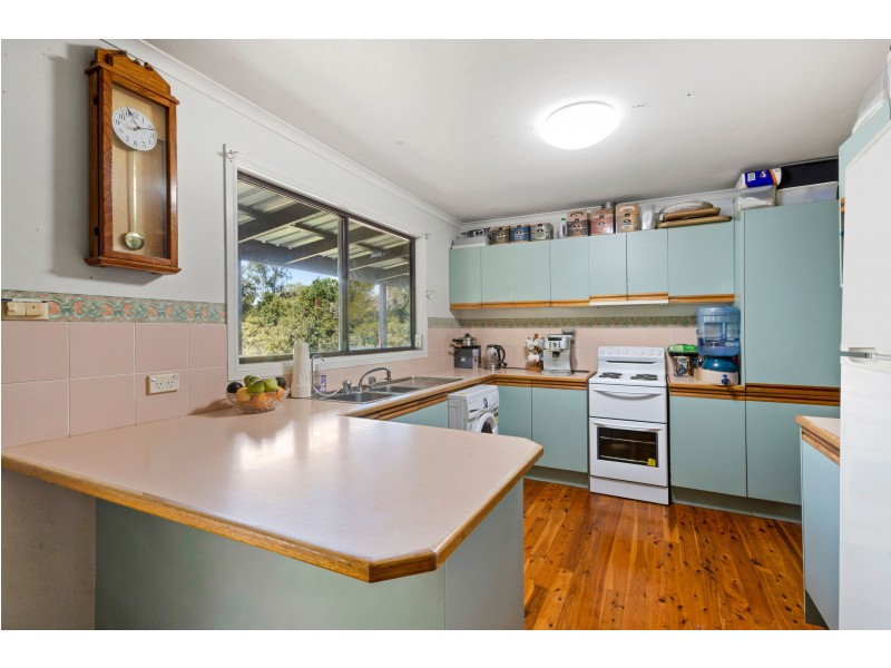 2 Barcrest Drive, Yandina QLD 4561