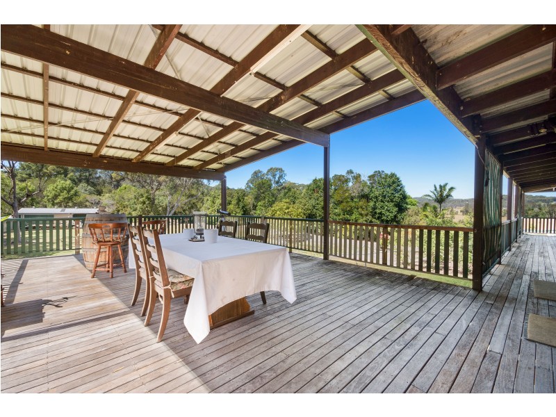 2 Barcrest Drive, Yandina QLD 4561