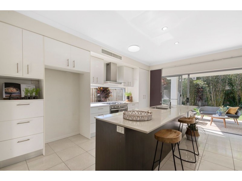 3 Tomkins Esplanade, Birtinya QLD 4575