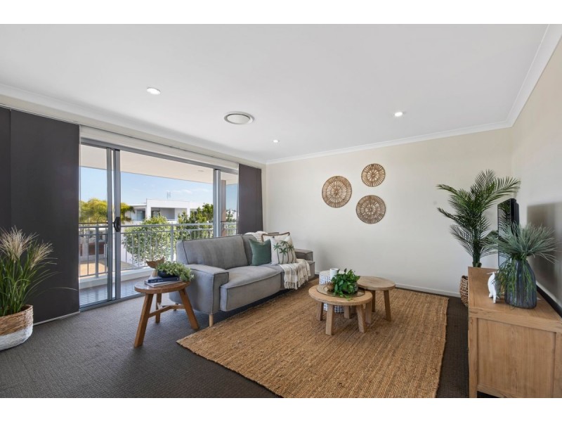 3 Tomkins Esplanade, Birtinya QLD 4575