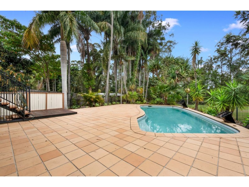 84 Thompson road, Beerwah QLD 4519