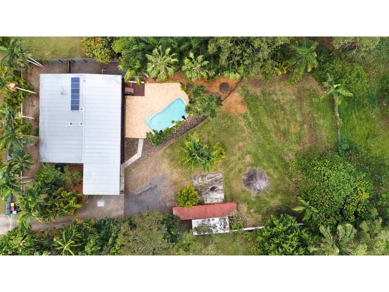 84 Thompson road, Beerwah QLD 4519