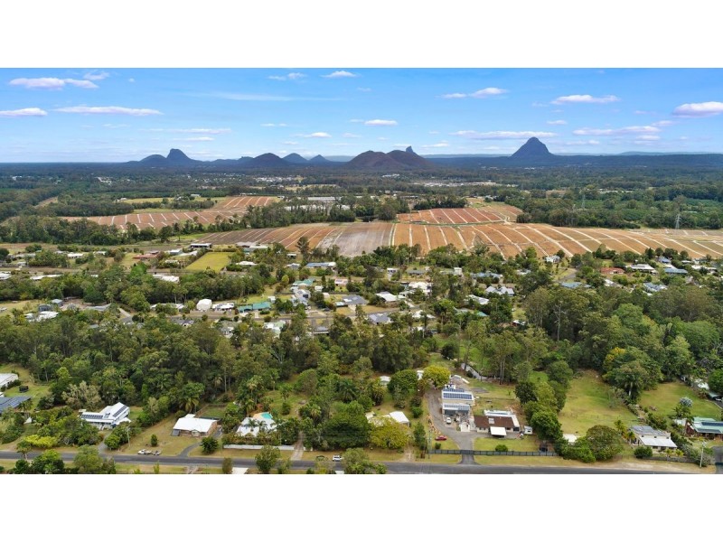 84 Thompson road, Beerwah QLD 4519