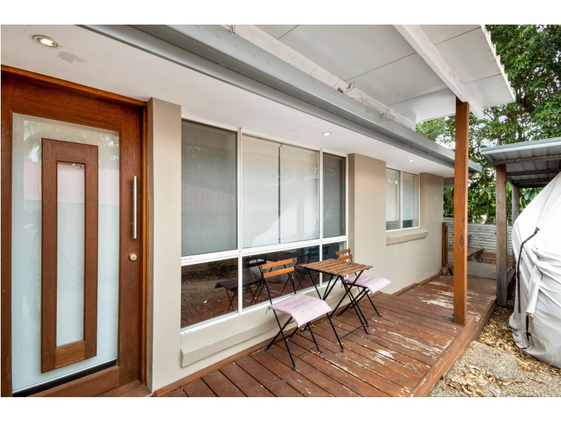 2/73 Yakola Parade, Alexandra Headland QLD 4572