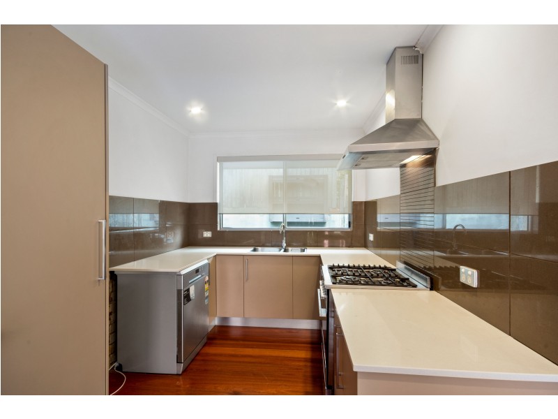 2/73 Yakola Parade, Alexandra Headland QLD 4572