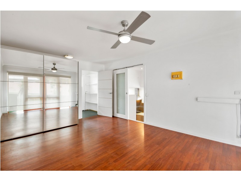 2/73 Yakola Parade, Alexandra Headland QLD 4572