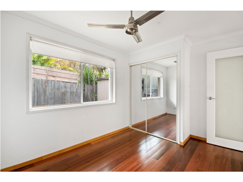 2/73 Yakola Parade, Alexandra Headland QLD 4572