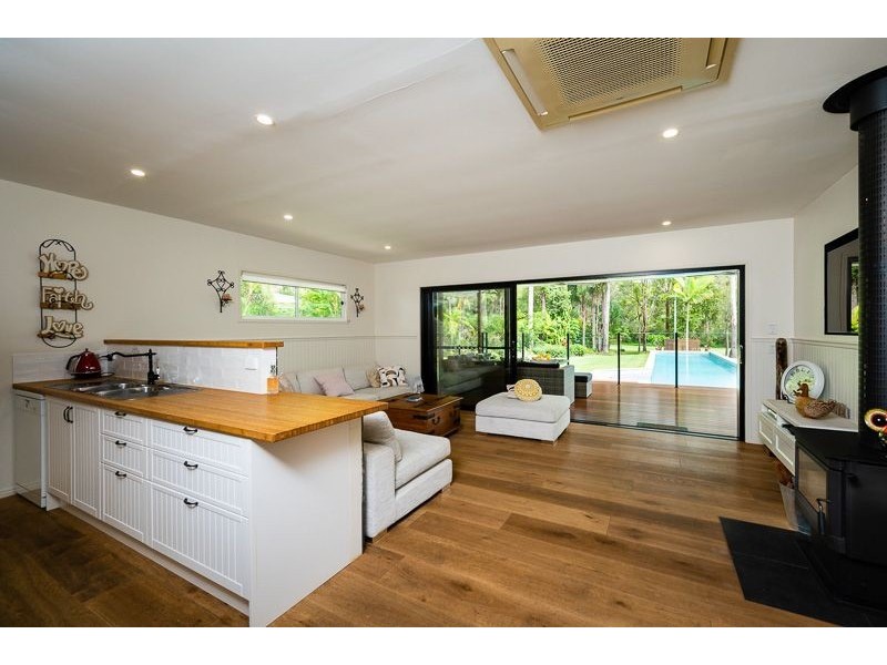 3 Kingsgate Drive, Tinbeerwah QLD 4563