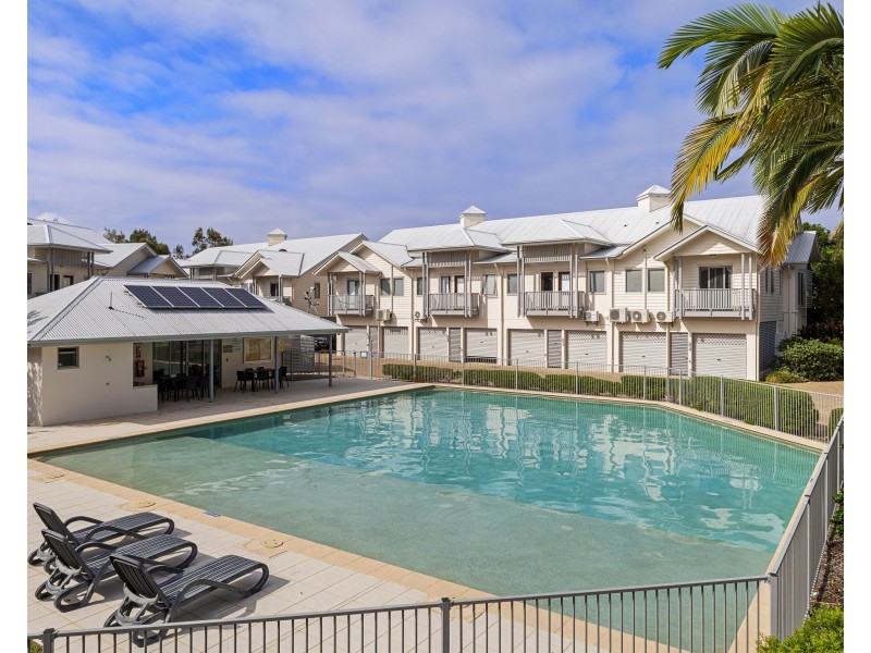 5b/35 Seaside Boulevard, Marcoola QLD 4564