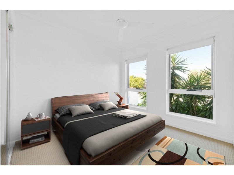 25 Mackerel Street, Mountain Creek QLD 4557