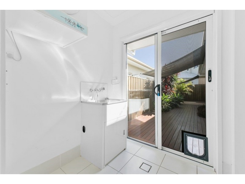 25 Mackerel Street, Mountain Creek QLD 4557