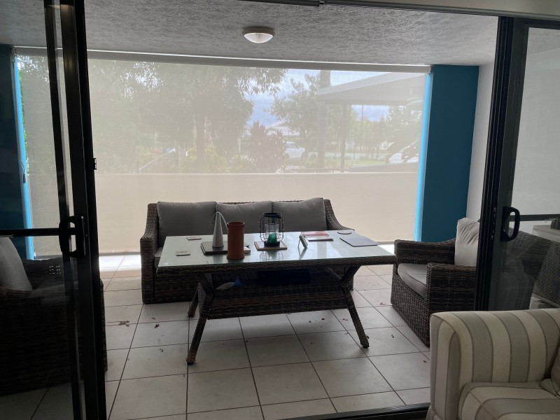 4/4 Grand Parade, Kawana Island QLD 4575