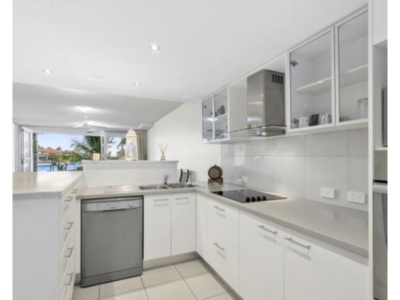 11/51 Grand Parade, Parrearra QLD 4575