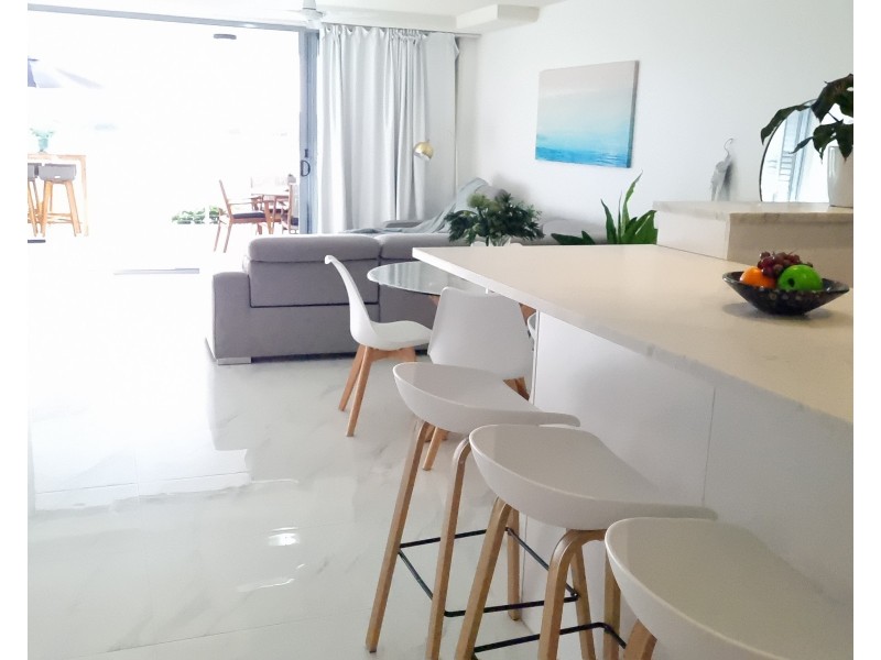 11/51 Grand Parade, Parrearra QLD 4575