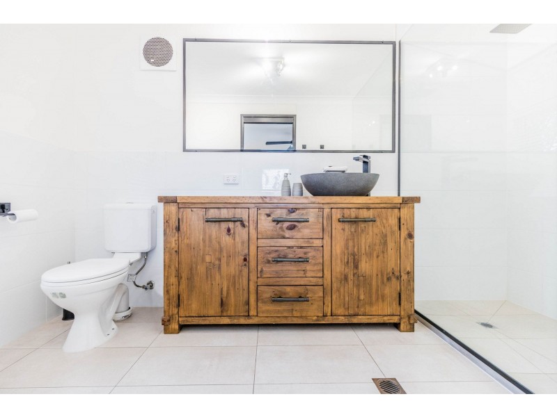 1/2 Tate Street, Agnes Water QLD 4677