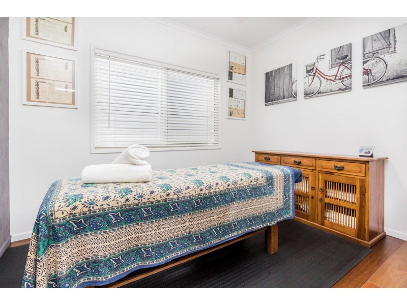 1/2 Tate Street, Agnes Water QLD 4677