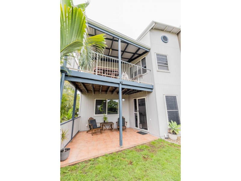 1/2 Tate Street, Agnes Water QLD 4677