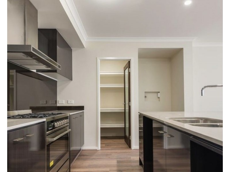 34 Chestnut Crescent, Caloundra West QLD 4551