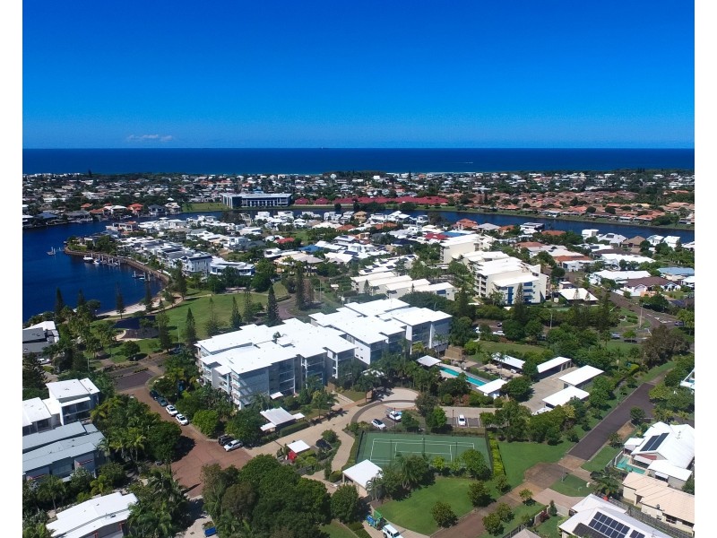 5/4 Grand Parade, Kawana Island QLD 4575