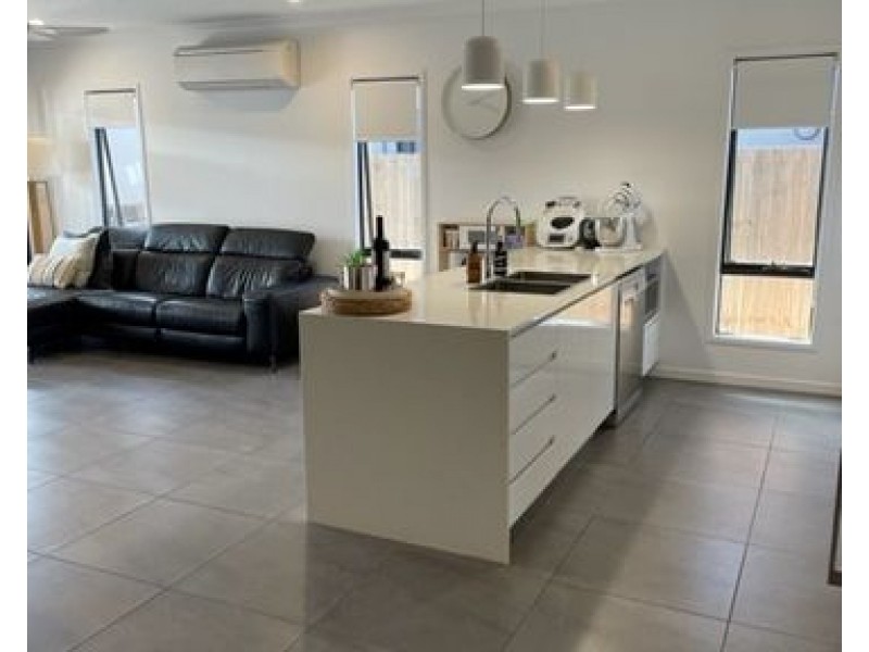7 Limosa Way, Palmview QLD 4553