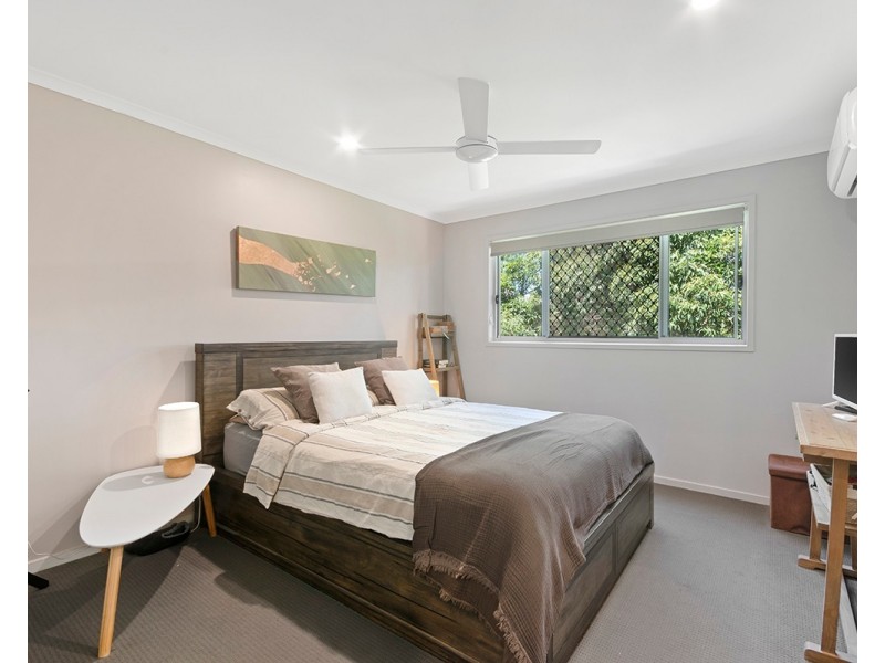 18b The Grove, Alexandra Headland QLD 4572
