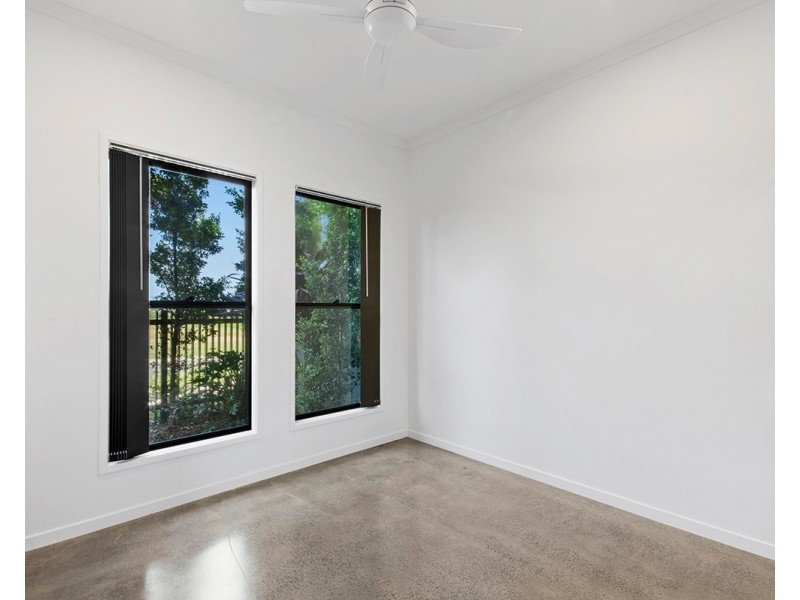 12 Parkway Terrace, Palmview QLD 4553