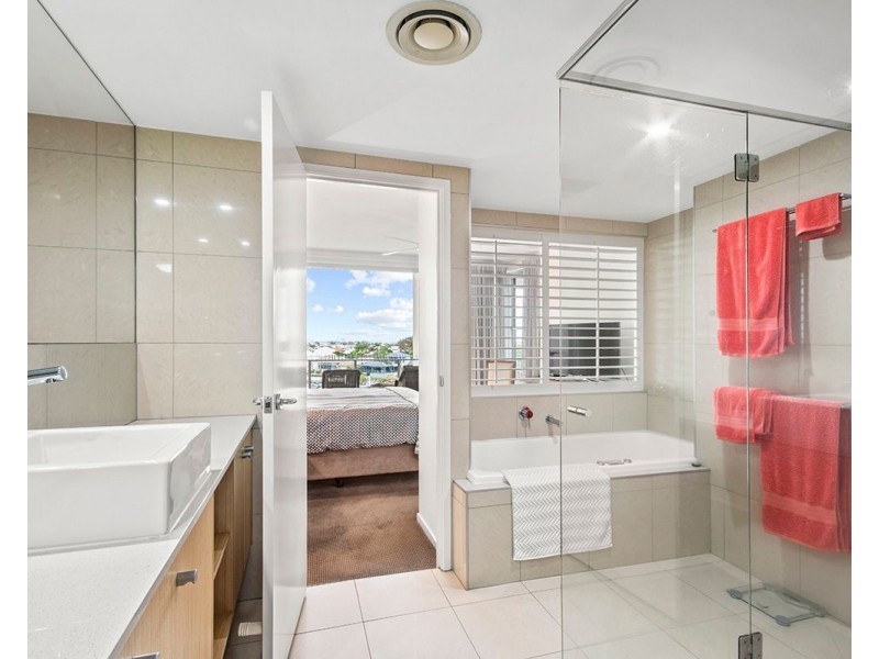 57/7 Grand Parade, Parrearra QLD 4575