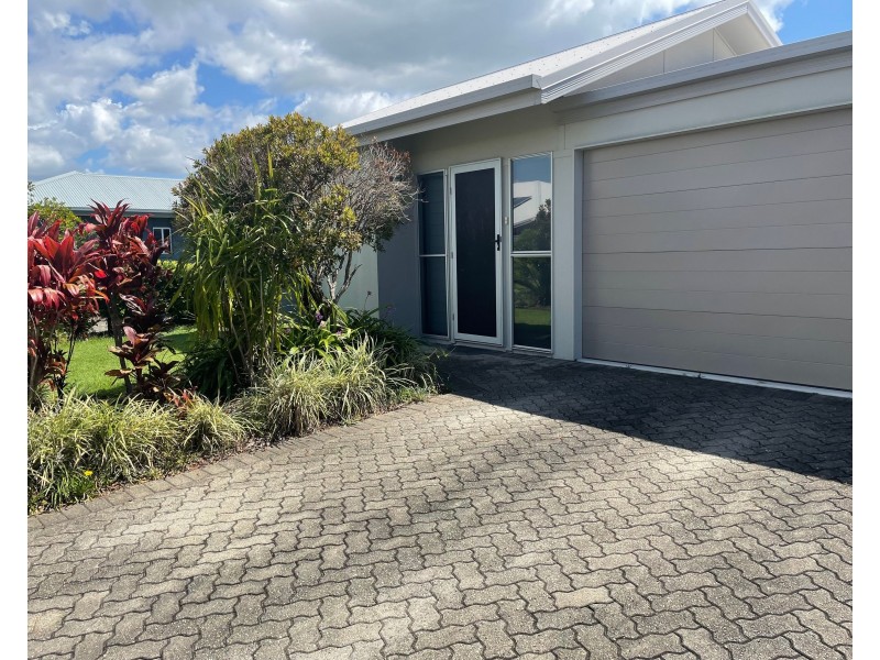130/2 Grand Parade, Kawana Island QLD 4575
