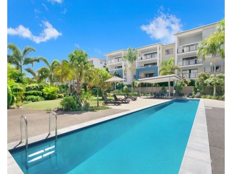 25/4 Grand Parade, Kawana Island QLD 4575