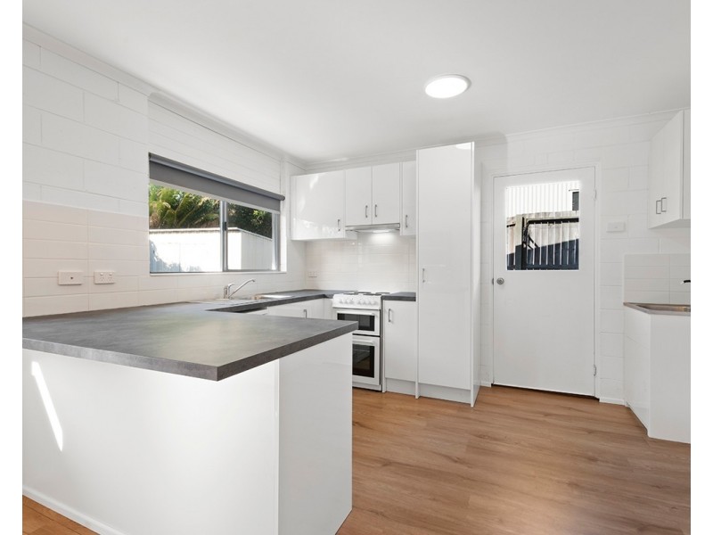 2/14 Petrie Avenue, Marcoola QLD 4564
