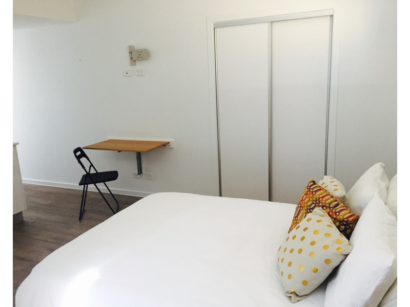 1/23 Ridge Road, Maroochydore QLD 4558