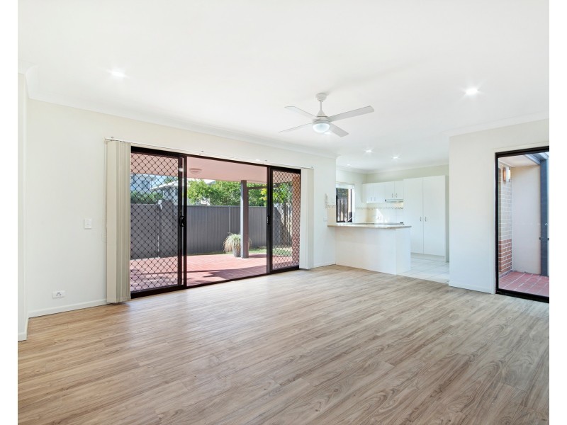 14/2 Springhill Drive, Sippy Downs QLD 4556