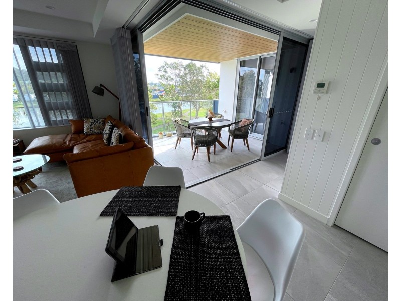 118-120 Alexandra Parade, Alexandra Headland QLD 4572